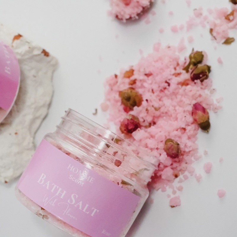 Terlaris Garam Aromatherapy Penghilang Bau kaki & badan – Homme Scent